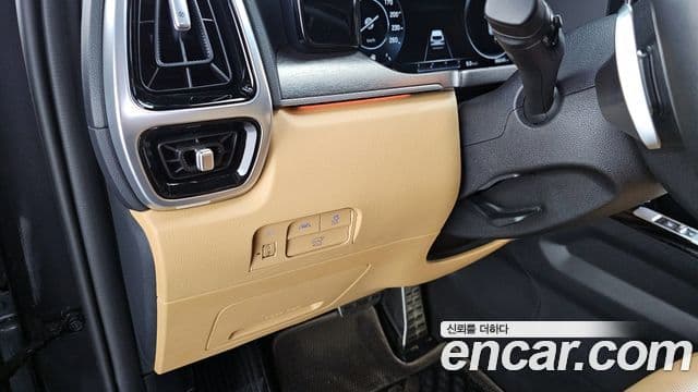 Kia Sorento 2020 — Photo 11/31