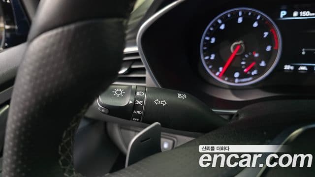 Genesis G70 2020 — Photo 8/20