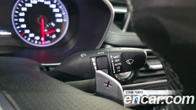 Genesis G70 2020 — Photo 19/20