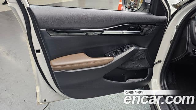 Kia Seltos 2020 — ფოტო 22/30