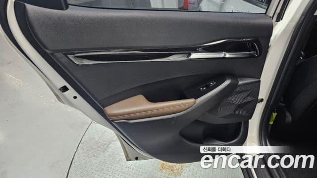 Kia Seltos 2020 — ფოტო 14/30