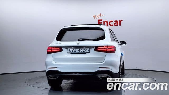 Mercedes-Benz GLC-Class 2018 — Фото 4/20