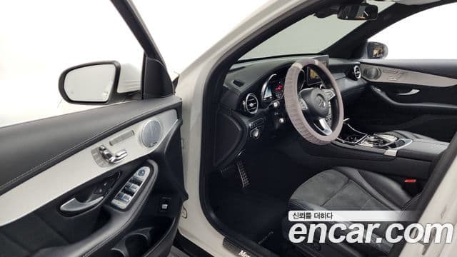 Mercedes-Benz GLC-Class 2018 — Фото 10/20