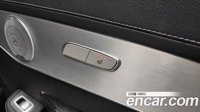 Mercedes-Benz GLC-Class 2018 — Фото 19/20