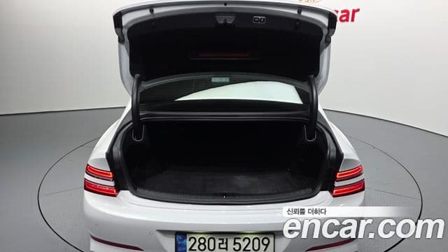 Genesis Electrified G80 2021 — ფოტო 20/20