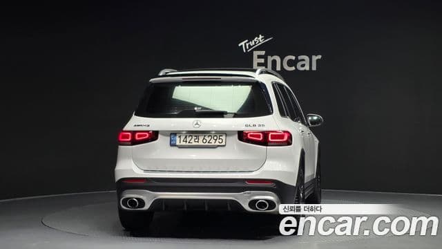 Mercedes-Benz GLB-Class 2021 — Şəkil 4/20