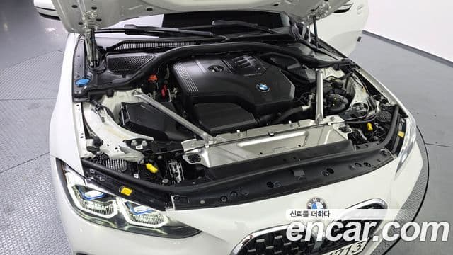 BMW 4 Series 2022 — ფოტო 6/20