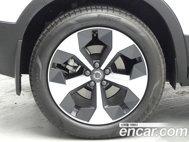 Volvo XC40 2024 — Şəkil 20/20