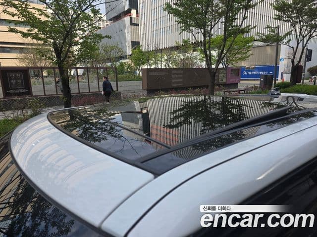 Land Rover Range Rover Sport 2019 — ფოტო 4/19