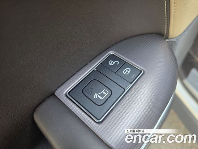 Land Rover Range Rover Sport 2019 — ფოტო 14/19