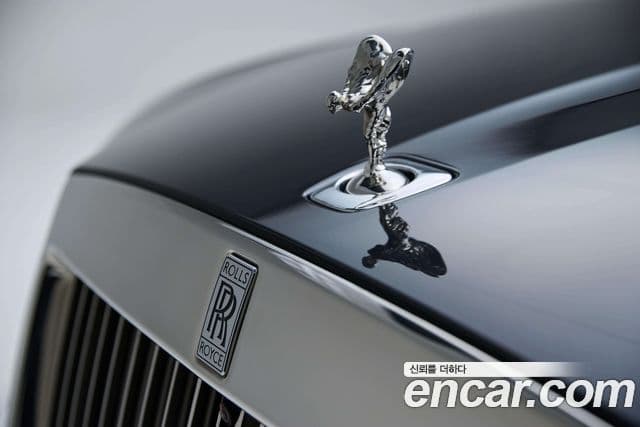 Rolls-Royce Ghost 2021 — Şəkil 15/18