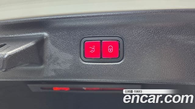 Mercedes-Benz S-Class 2022 — Photo 16/41