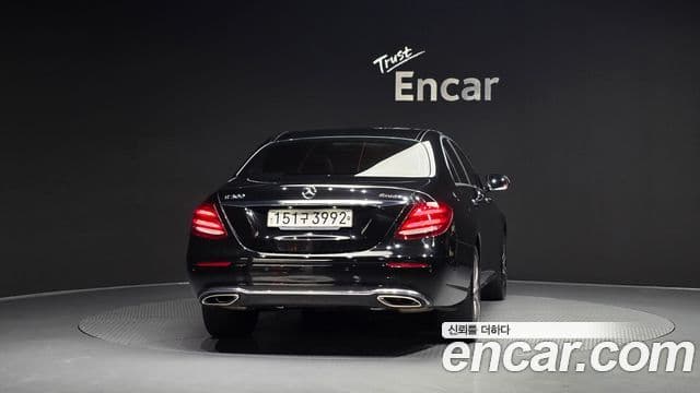 Mercedes-Benz E-Class 2019 — Şəkil 4/20