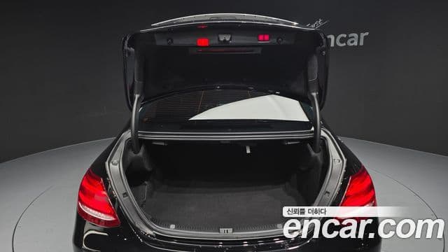 Mercedes-Benz E-Class 2019 — Şəkil 20/20
