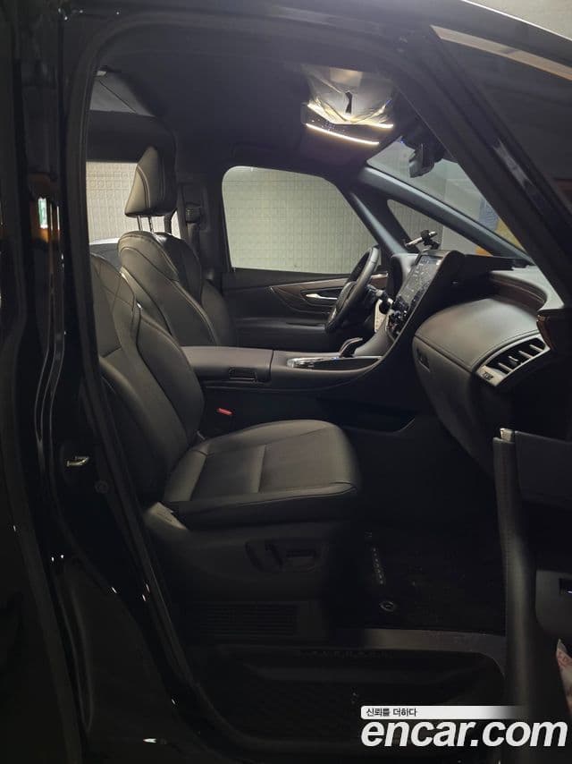 Toyota Alphard 2024 — Şəkil 9/14