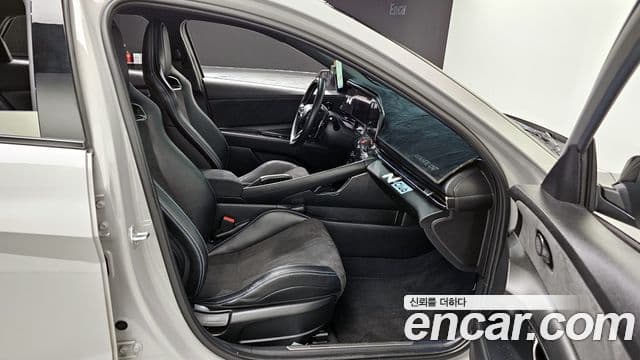 Hyundai The New Avante Hybrid 2022 — Şəkil 13/30