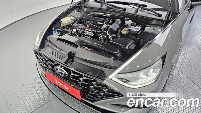 Hyundai Sonata 2020 — ფოტო 6/20