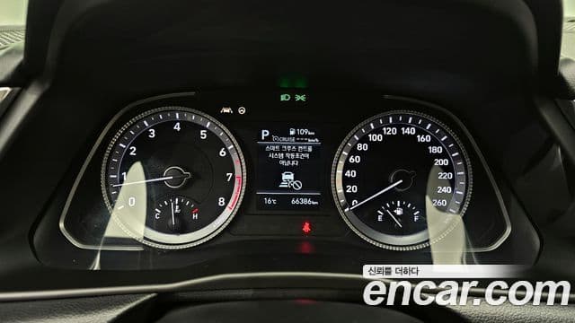 Hyundai Sonata 2020 — ფოტო 8/20
