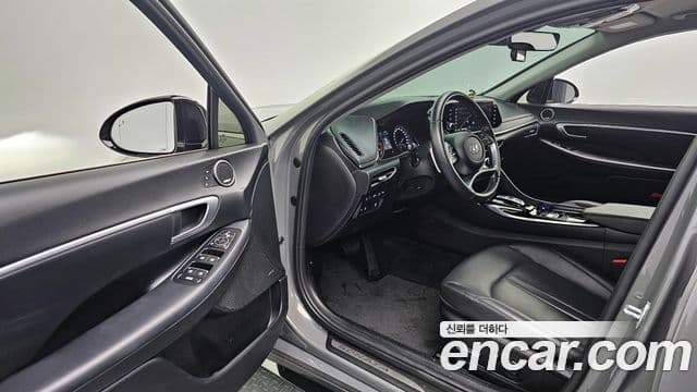 Hyundai Sonata 2020 — ფოტო 10/20