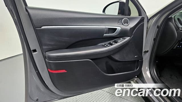 Hyundai Sonata Hybrid 2020 — ფოტო 16/37