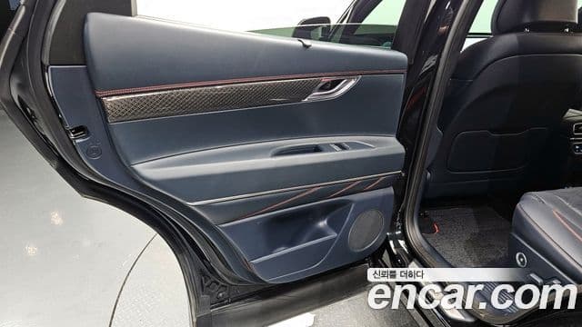 Genesis GV80 Coupe 2024 — Photo 27/30