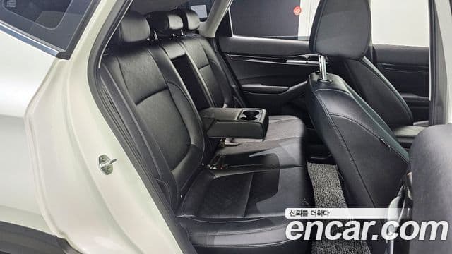 Kia Seltos 2020 — Şəkil 11/20