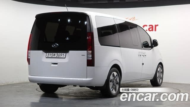 Hyundai Staria 2022 — Şəkil 2/20