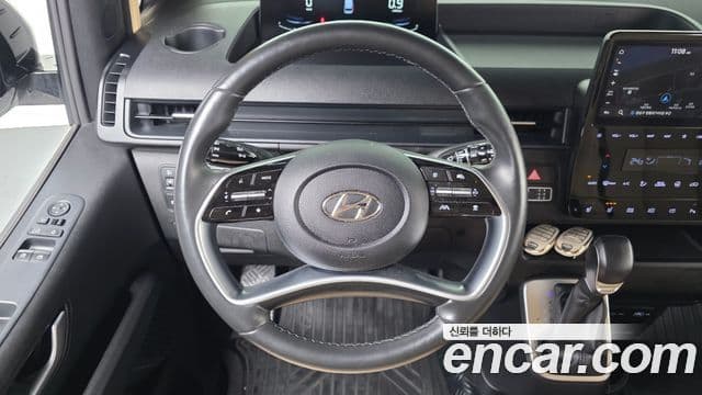 Hyundai Staria 2022 — Şəkil 13/20