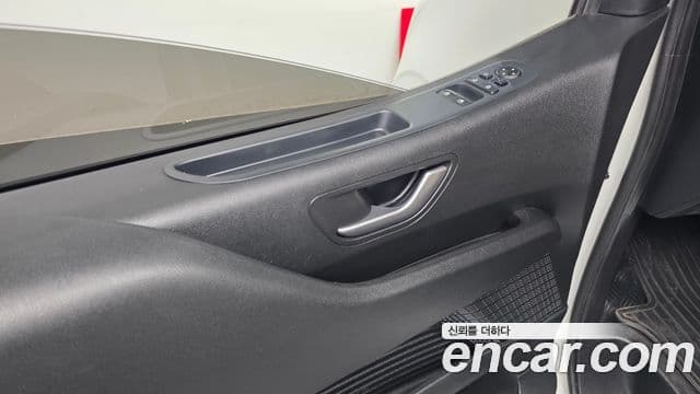Hyundai Staria 2022 — Photo 15/30