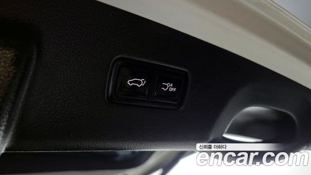 Kia Carnival 2023 — Фото 20/20