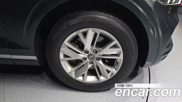 Genesis GV70 2023 — фото 5 из 20