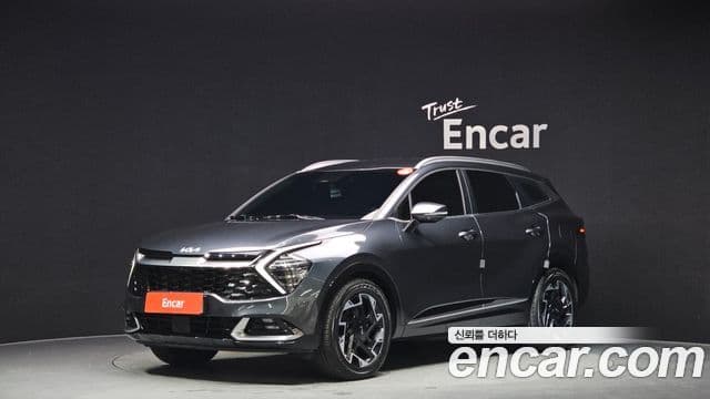 Kia Sportage 2021 — Фото 1/20