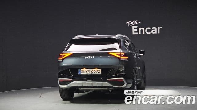 Kia Sportage 2021 — Фото 4/20