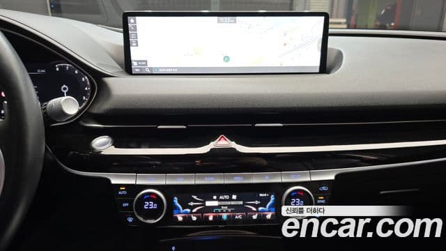 Genesis Electrified G80 2021 — Şəkil 14/20