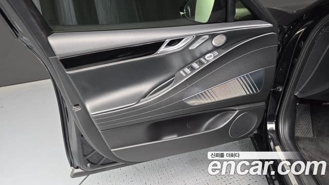 Genesis G80 2021 — ფოტო 5/33