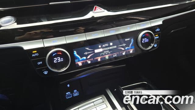 Genesis G80 2021 — ფოტო 24/33
