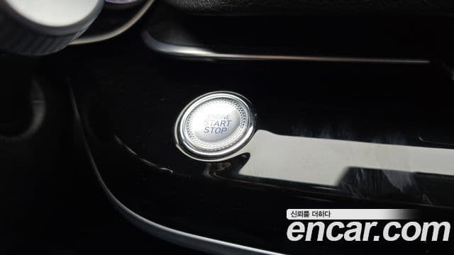 Genesis G80 2021 — ფოტო 14/33