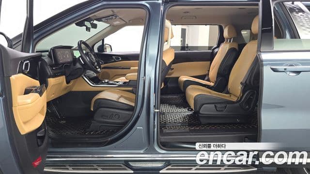 Kia Carnival 2022 — Şəkil 10/20