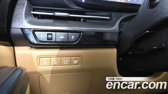 Kia Carnival 2022 — Şəkil 17/20