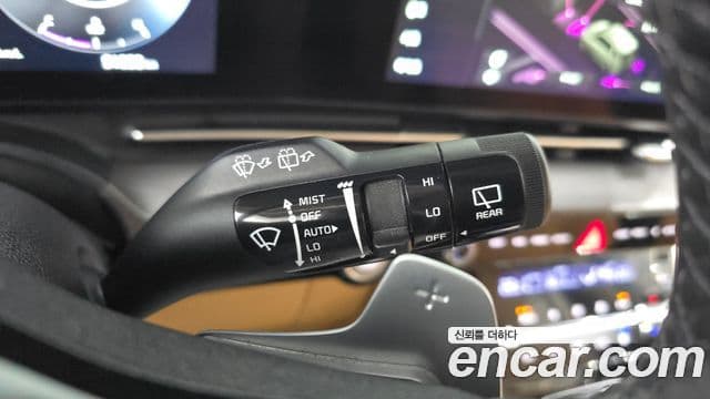 Kia Carnival 2022 — Şəkil 18/20
