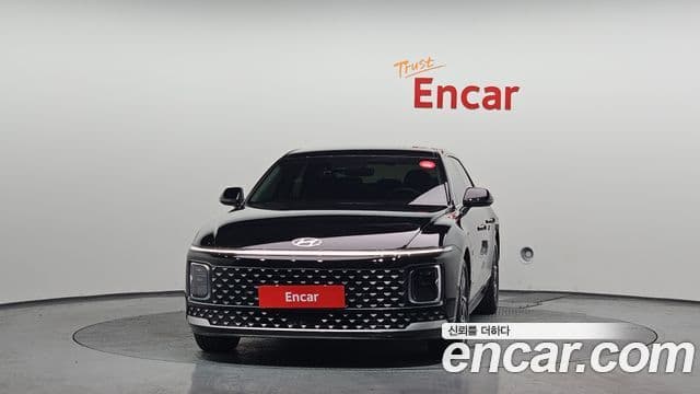 Hyundai Grandeur 2023 — ფოტო 2/20
