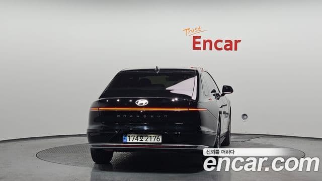 Hyundai Grandeur 2023 — ფოტო 3/20