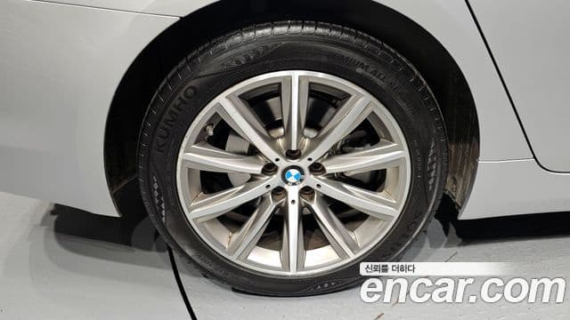 BMW 5 Series 2018 — Фото 5/20