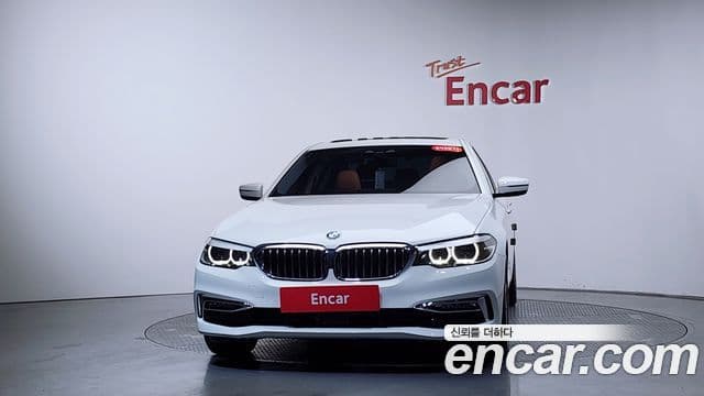 BMW 5 Series 2018 — ფოტო 3/20