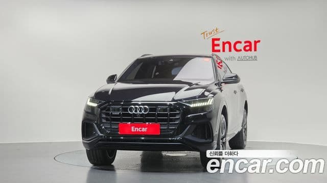 Audi Q7 2021 — ფოტო 3/20
