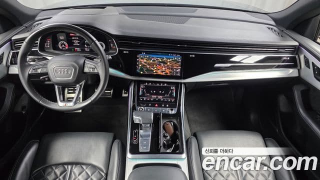 Audi Q7 2021 — ფოტო 7/20