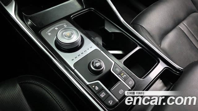 Kia Sorento 2023 — Şəkil 9/20