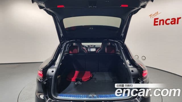 Porsche Cayenne 2020 — Photo 7/39
