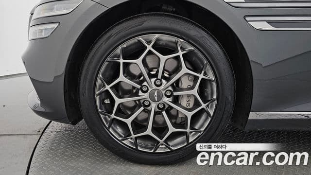 Genesis Electrified G80 2022 — Şəkil 5/20