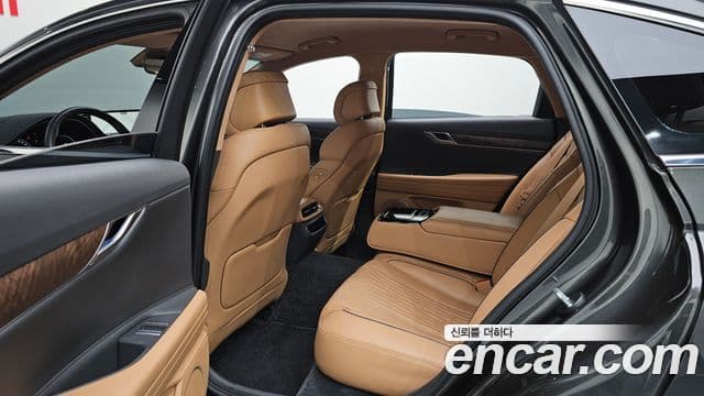 Genesis Electrified G80 2022 — Şəkil 12/20